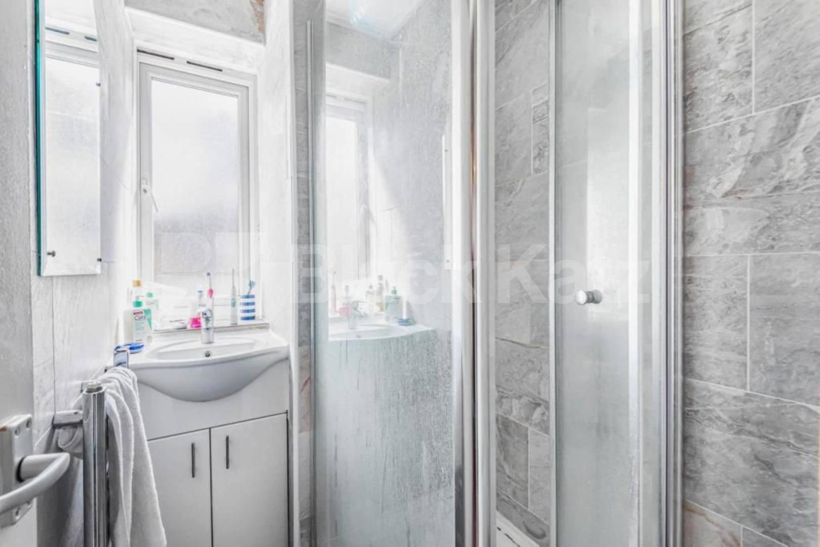 Superbly located in the heart of SE1 Balin House Long Lane, London Bridge / Borough 